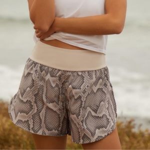 Varley Derby shorts